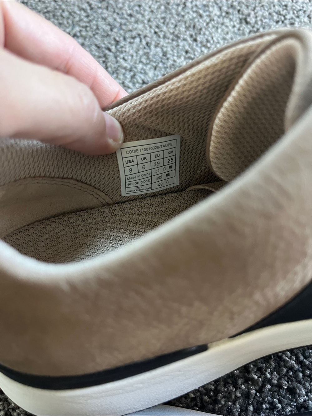 Vionic Codie in Taupe Slip-On Sneakers Size 8 - Picture 3 of 9